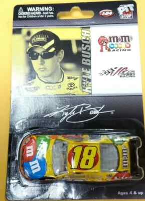 Kyle Busch #18 M&M's 2008 Camry Pit Stop 1:64 scale NIP COT