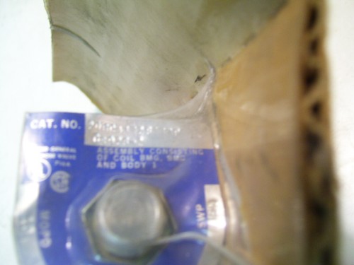 NEW EMERSON (ALCO) 206CA-1/2B1/2P (206CA172B1/2P) EPM SOLENOID VALVES P3895 - Bild 2 von 3