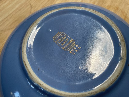 Vintage Hall Blue ROSE PARADE 9" Salad Bowl - circa 1940 - Picture 4 of 4