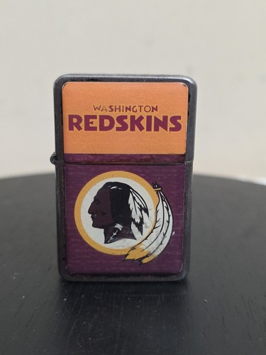 VINTAGE WASHINGTON REDSKINS LIGHTER Made In China. 