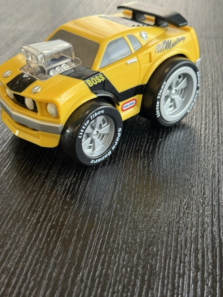 Little Tikes 1969 Ford Boss Mustang Spark Racerz Toy Car Yellow VTG - Image 4 of 4