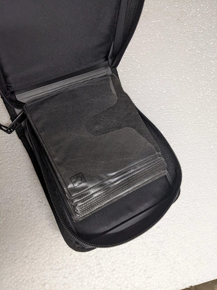 Case Logic Aufbewahrung Tasche 32 CD DVD Bluerays Kunststoff Reißverschluß - Bild 3 von 4
