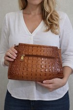croc embossed tan crossbody Bag With Zip Pocket