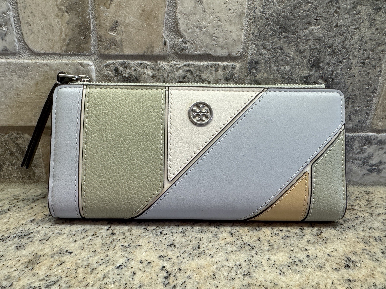 TORY BURCH ROBINSON COLORBLOCK PATCHWORK SLIM WAL… - image 2