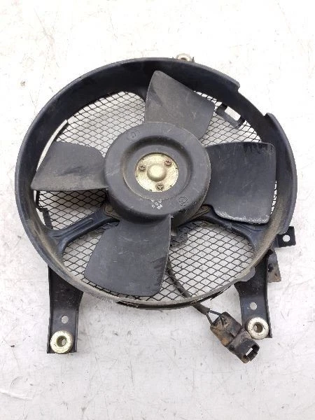 Conjunto de condensador de ventilador de motor de ventilador de radiador para Toyota 4 Runner 90-95 Foto 2 de 4