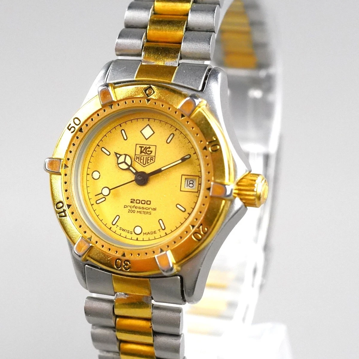 TAG Heuer Quartz 200 m (20 ATM) Water Resistance Wristwatches for