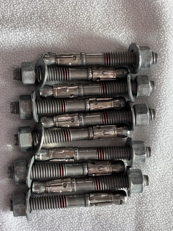 Kwik Bolt Wedge Anchor KB-TZ2 3/8”x3” 304SS 10 pcs