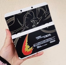 New Nintendo 3DS Cover Plates - Pokemon Center Charizard Edition 