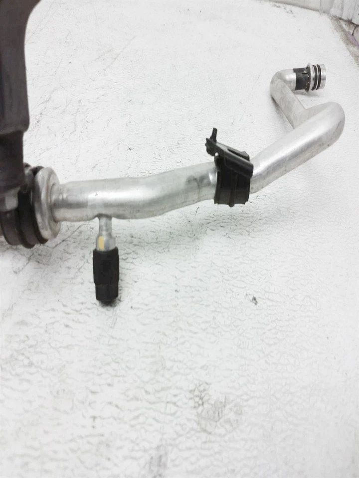 Manguera de succión de CA Toyota Matrix 2004-2008 - Construida en Estados Unidos 88704-02540 Foto 3 de 4