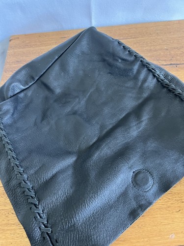 ποΈ BLACK LEATHER LARGE BUCKET BAG TOTE HANDBAG BLACK - Picture 6 of 9