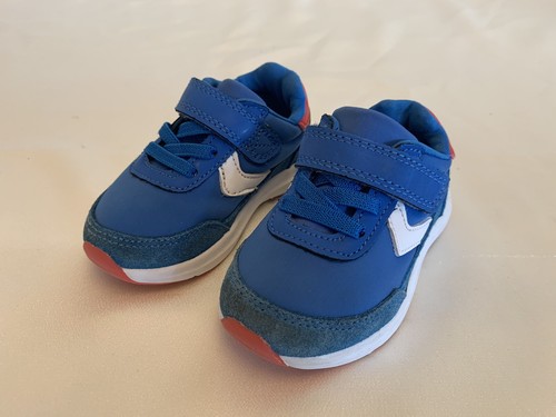 infant size 4 trainers