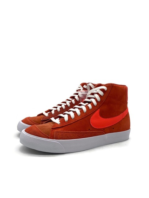 Travis Scott Jordan 1 Official Release Info And Photos | SneakerNews.com