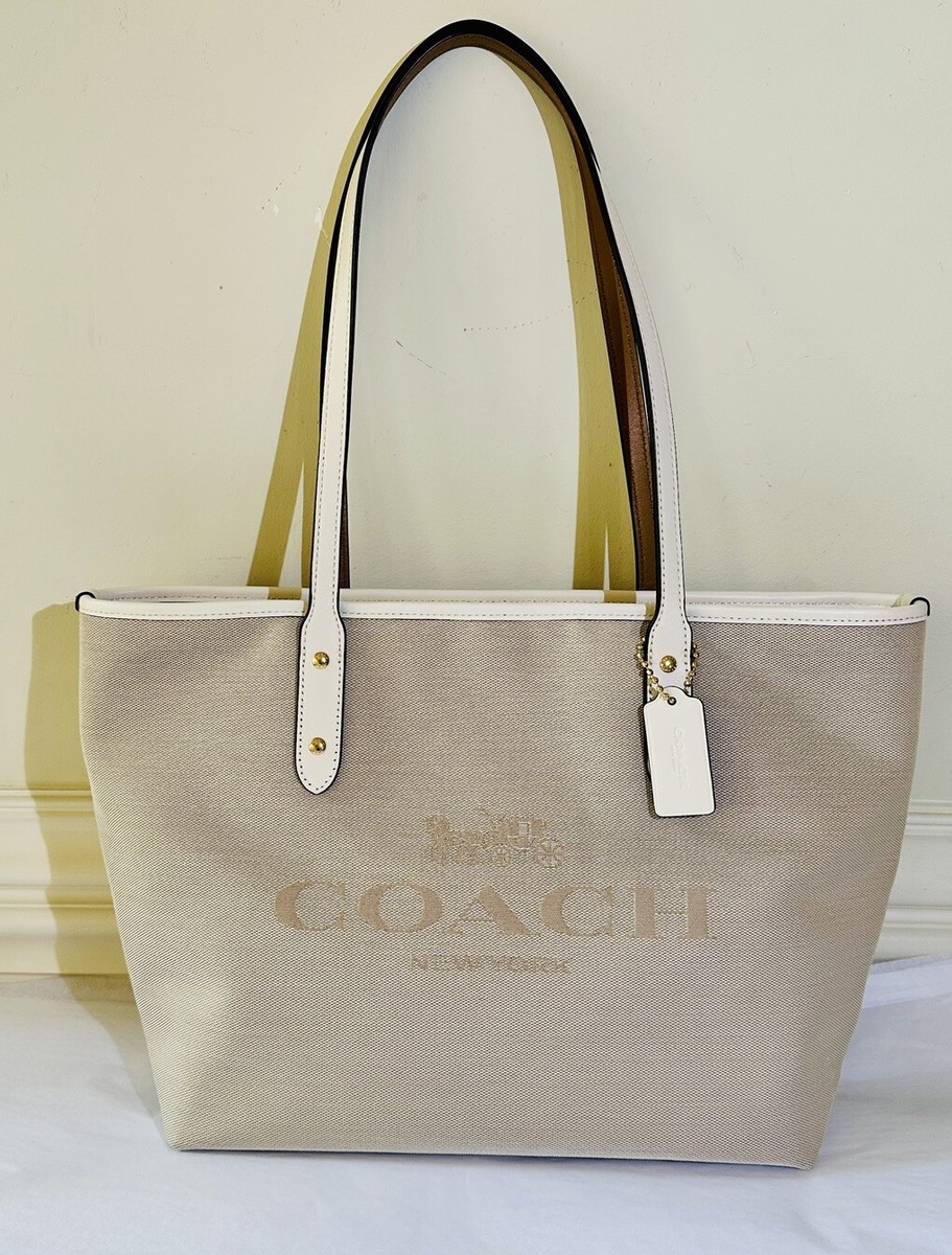 J010★COACH★シグネチャー・ラージボクシー・トート COACH（コーチ） トートバッグ タクシー トート バッグ・シグネチャー