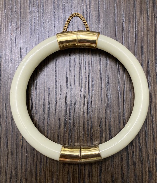 CREAMY WHITE Jade Glass Asian Hinge Bangle Bracelet with Safety Chain