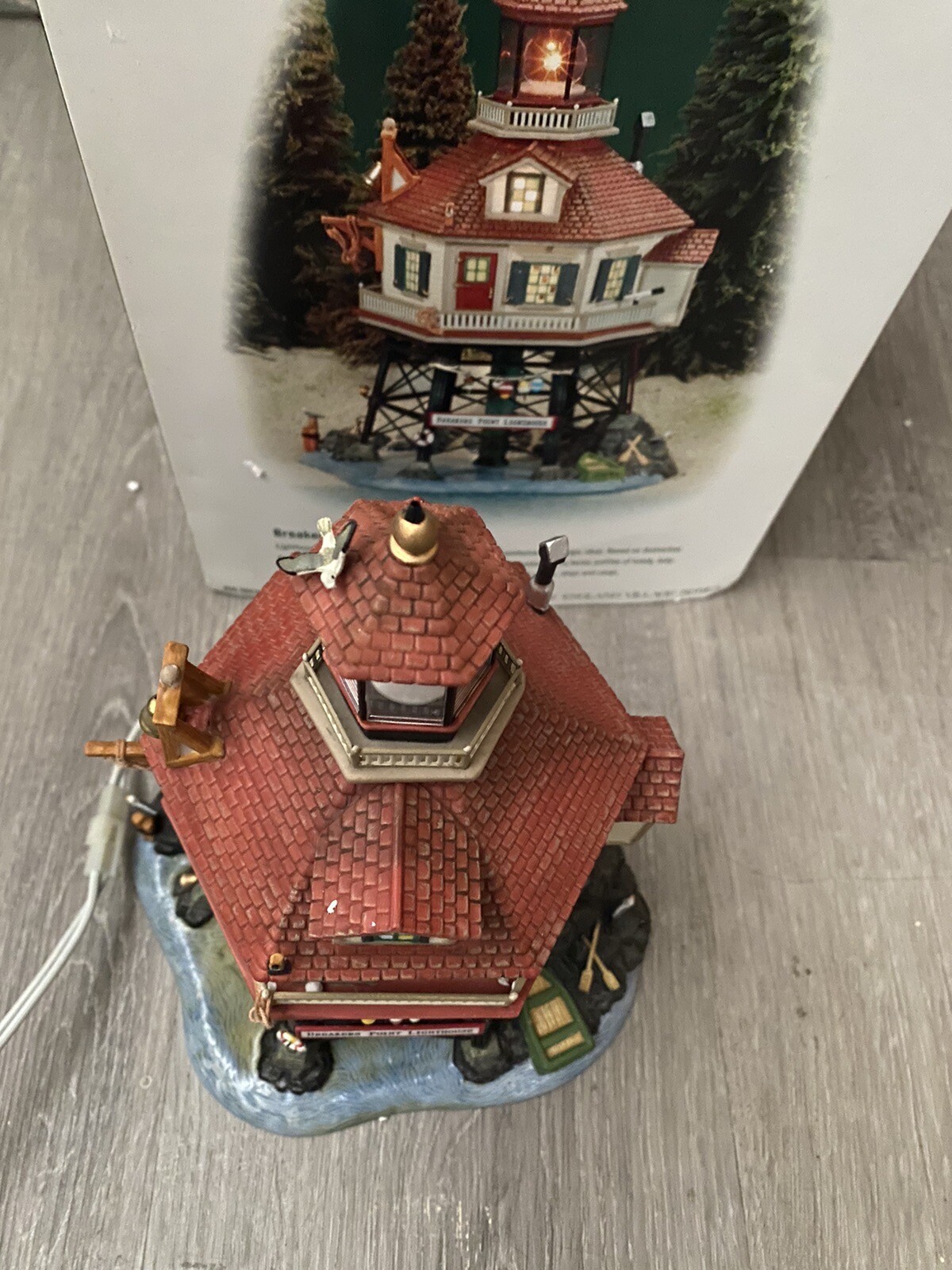 Dept 56 Breakers Point Lighthouse New England Series Orig Box Broken