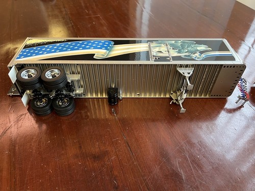 Franklin Mint Peterbilt Truck & Refrigerated Trailer Die-Cast Model 379 W/ Case - Picture 15 of 24