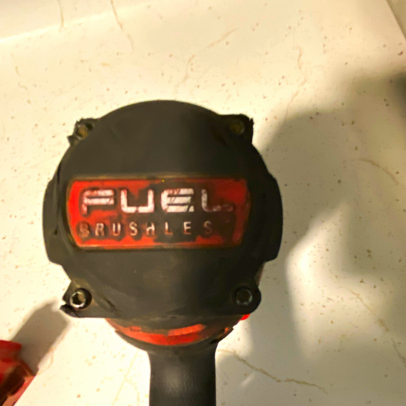 Milwaukee M18 FUEL Brushless 18V Impact Wrench w/ 8.0Ah Li-Ion Battery