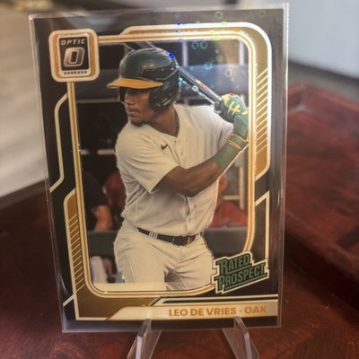 2026 Panini Donruss Leo de Vries Rated Prospect #129 Circles Optic