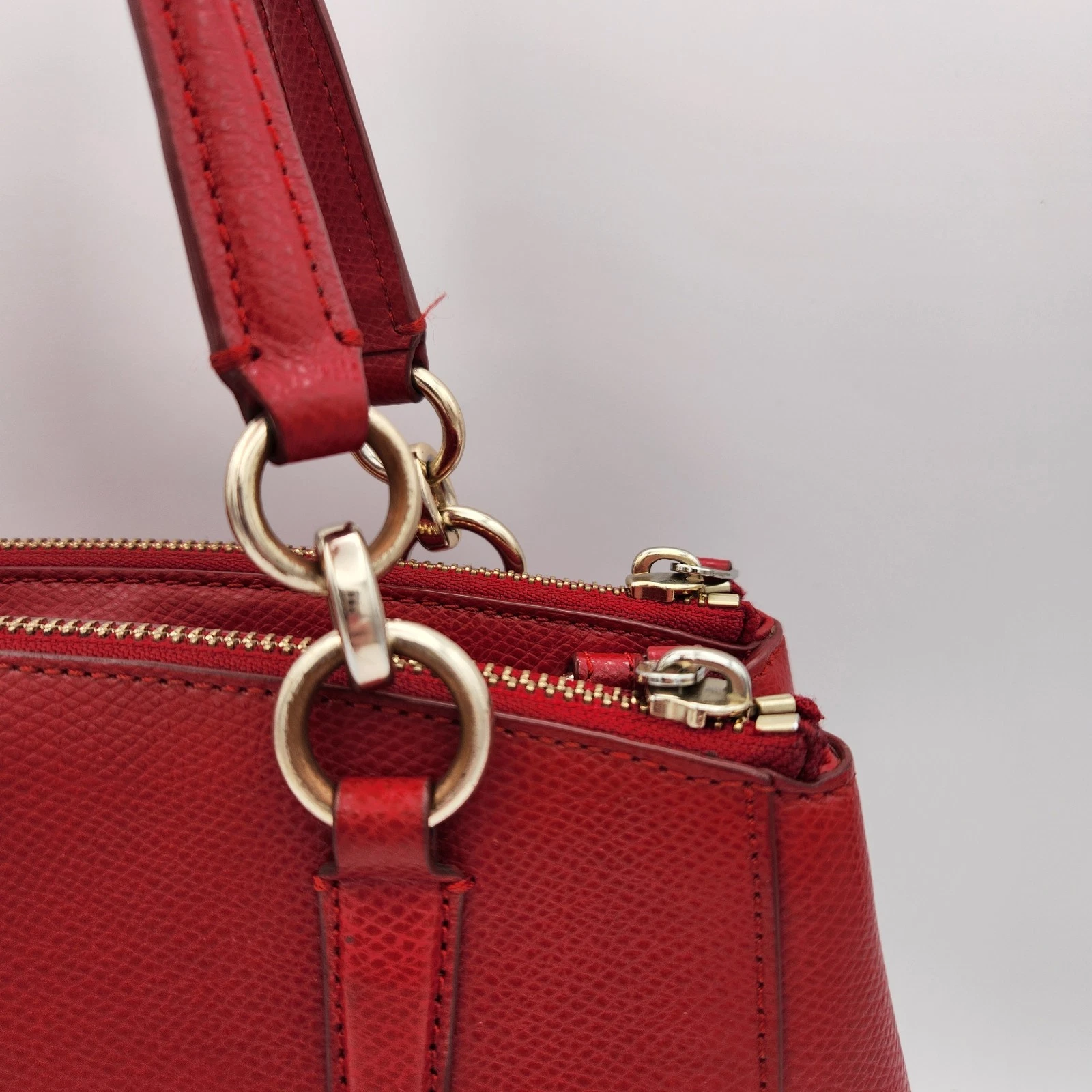 Borsa a mano Coach #36704 mini Christie in pelle rossa incrociata senza cinturino