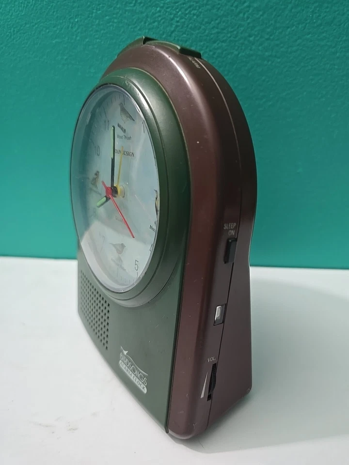 VINTAGE SOUNDESIGN BIRD SONGS Quartz ALARM CLOCK 4 CHIRPING BIRDS 3106Q - Image 4 of 4