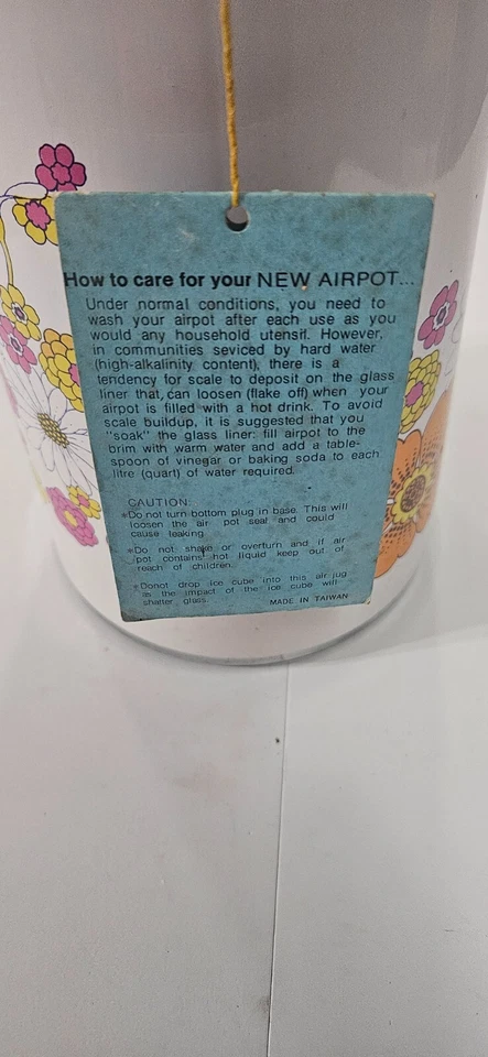 Termo bomba de aire de metal King vintage de 1,9 litros estampado floral frío caliente Foto 3 de 4