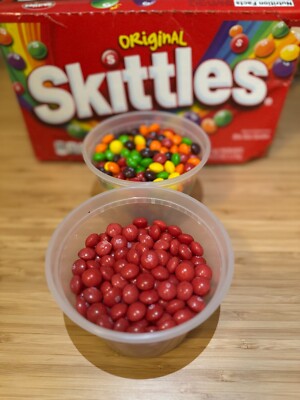 Skittles - RED/STRAWBERRY (8 oz)