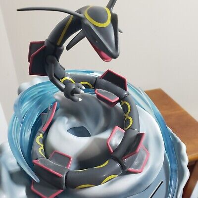 Shiny Rayquaza Figure - Hidden Fates Ultra Premium Collection Box