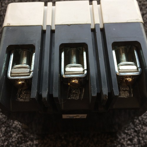 Eaton Cutler Hammer HFD3070BP10 3 Pole 70 AMP 65K 600 VAC Circuit Breaker - Picture 5 of 11