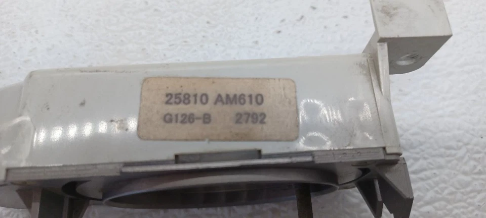 03 04 INFINITI G35 RELOJ TABLERO CENTRAL OEM 25810-AM610 Foto 3 de 4