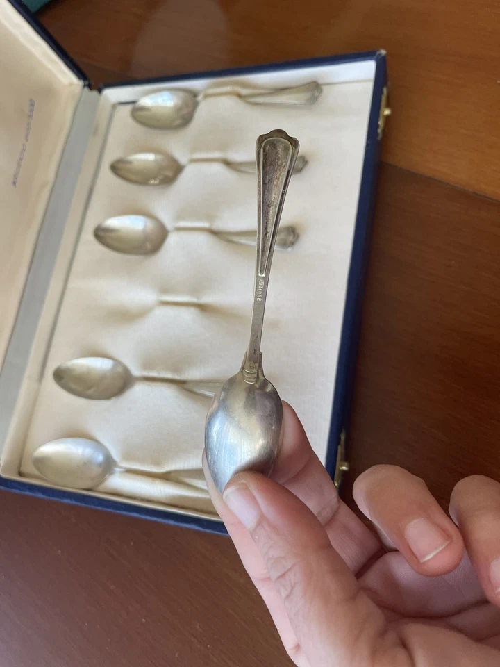 6 CUCCHIAINI  ARGENTO MASSICCIO 800, ANNI '70 IN SCATOLA ORIGINALE  - Immagine 2 di 3