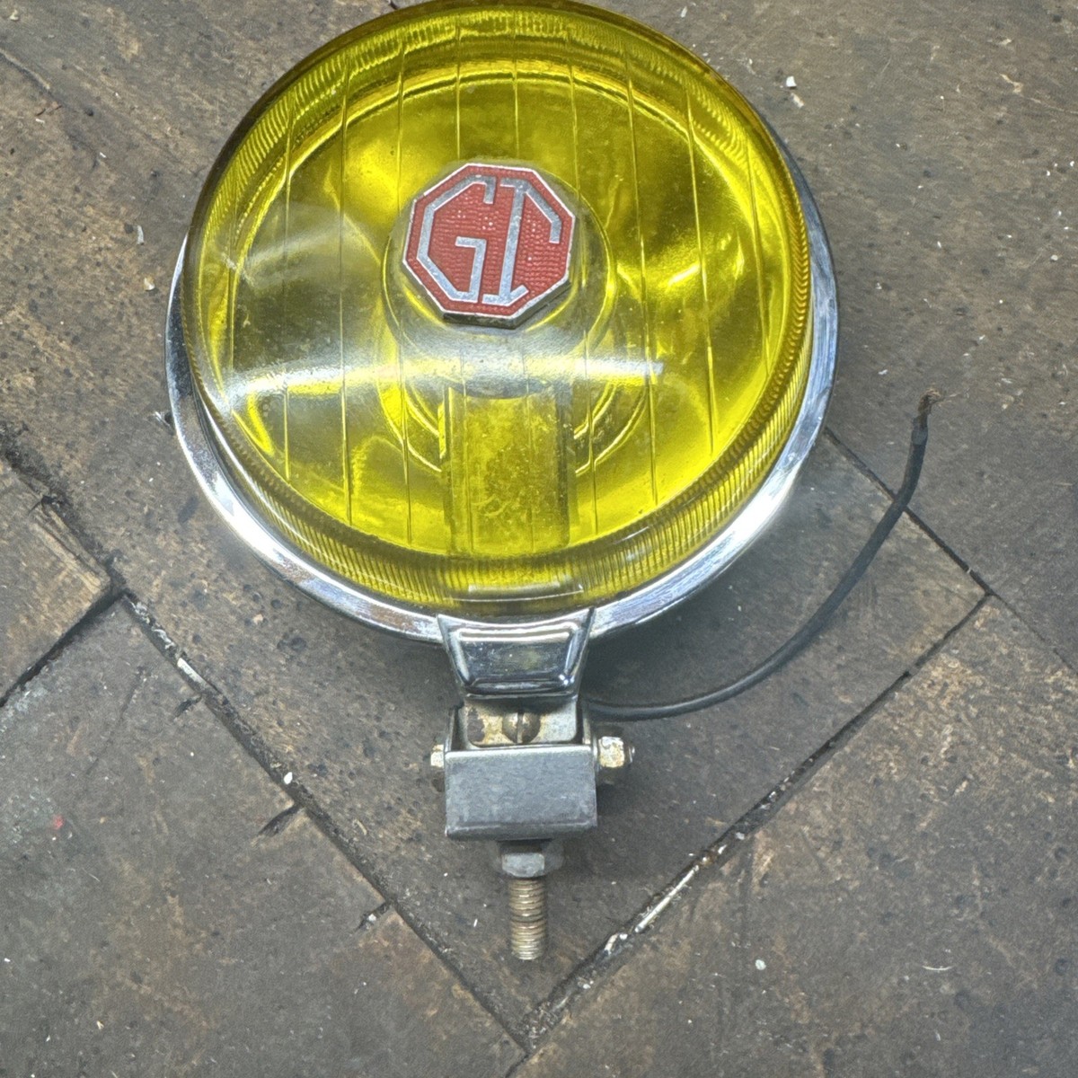 Vintage Aris GT Round Fog Light w/mount Amber Lens Lenses MG Made