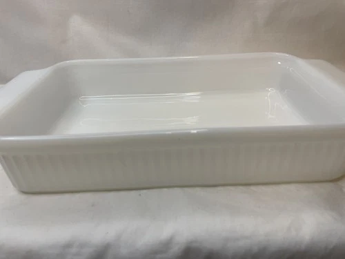 VTG Fire King 1 1/2 Quart White Milk Glass Baking Dish Ribbed Anchor Hocking USA