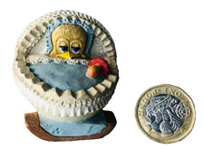 Eggbert and Friends Chicken Egg Shell Ornament Egglet Blue Vintage ra