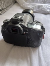 Canon EOS 80D 24.2 MP DSLR-Kamera, Schwarz, Zubehörpaket