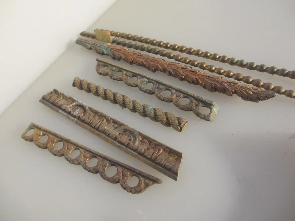 Victorian Brass Ormolu Furniture Hardware Mounts Trim French Antique ODD PARTS - Image 4 of 4