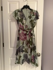 Size 6 Summer Dress In Greens And Purples