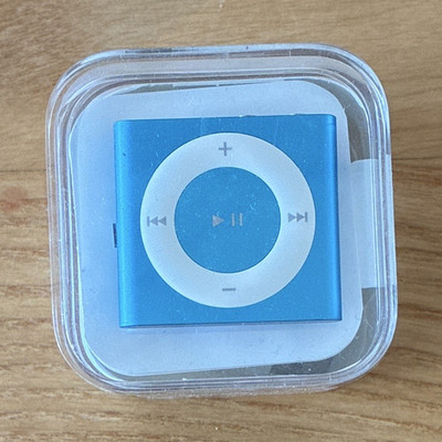 Apple iPod Shuffle 4. Generation MP3-Player 2 GB Blau (MD775FD/A)