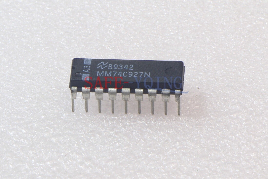 1PCS MM74C927N Encapsulation:DIP-18 NEW *yt
