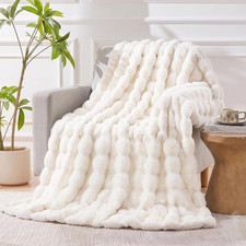 Faux Fur Throw Blanket for Couch, Luxury Cozy Soft Fluffy and Fuzzy Plush