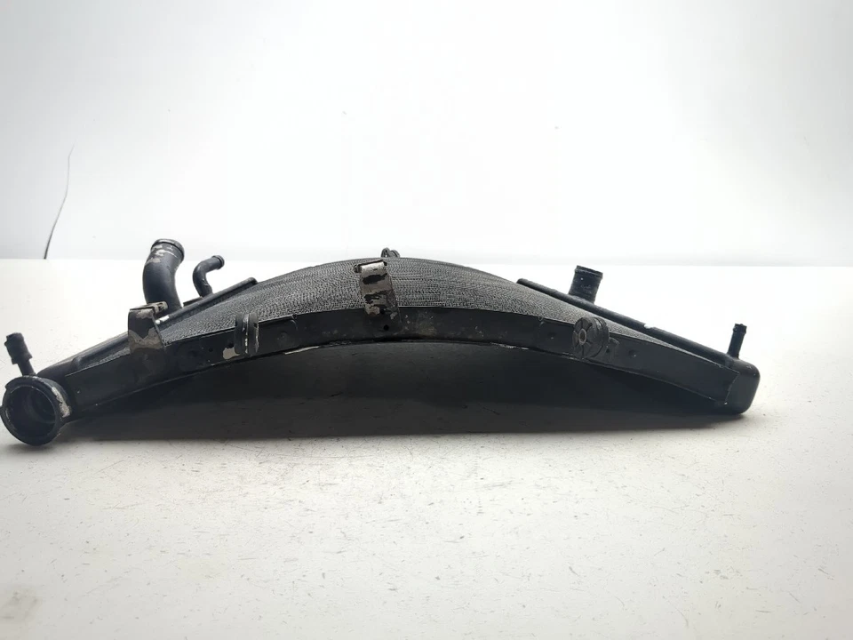 06 07 Radiador Motor Suzuki GSXR 600 Foto 3 de 4