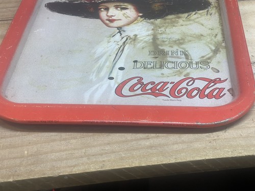 Vintage Metall Coca Cola Tablett Victorian Lady Harriet King - Bild 3 von 6
