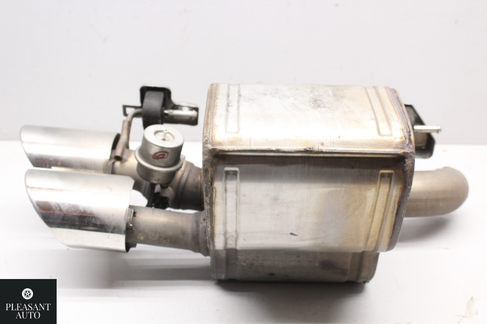 MASERATI GHIBLI 3.0L REAR RIGHT PASSENGER EXHAUST MUFFLER PIPE OEM 14-20 CUT-