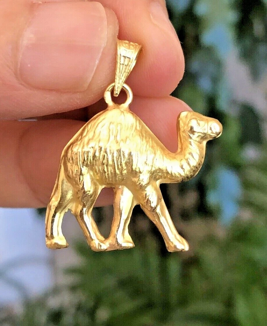 Camel pendant best sale