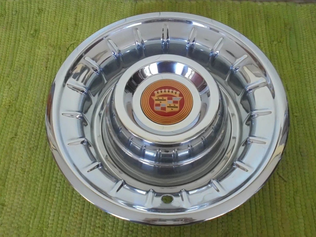 SHOW QUALITY 1956 Cadillac Hub Caps 15