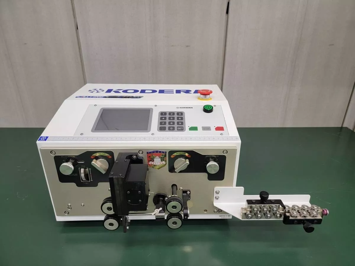 KODERA C370A casting fully automatic wire cutting and peeling