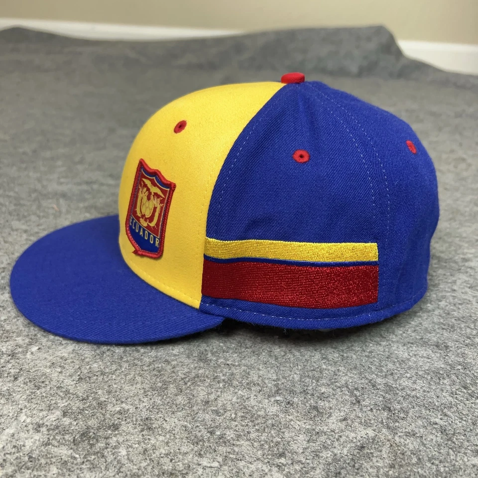Gorra Ecuador Ajustada Para Hombre 7 3/4 Amarillo Azul Rojo Adidas Fútbol Fútbol 24 Foto 2 de 4