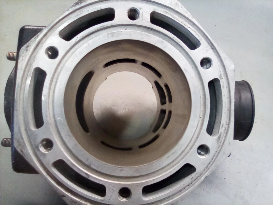 92 93 94 Arctic Cat EXT 550 1991 cilindro de motor jarra diámetro de barril Foto 2 de 4