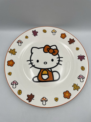 2024 Sanrio Fall Leaves Hello Kitty Plate 10.5in NEW