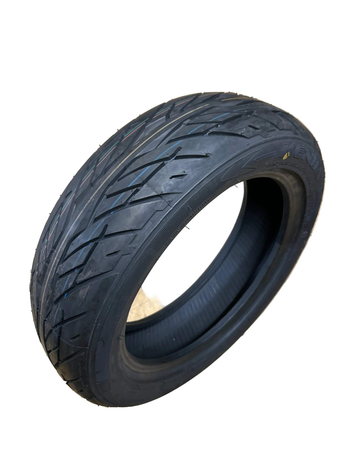 NOS KENDA RADIAL BSW 165 55 15 55H FRONT TIRE 042015001A1