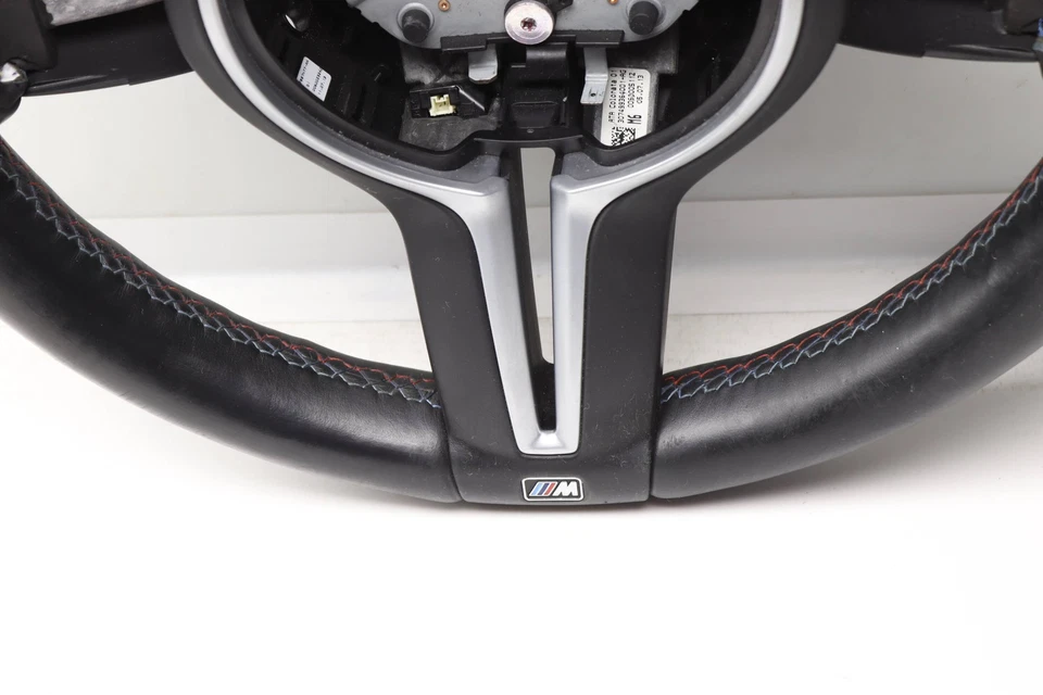 BMW M6 GRAN CUPÉ 2014-2019 4,4 L - Volante de 3 radios (M) 7846035 Foto 4 de 4